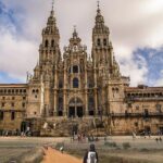 EL PEREGRINO DE DOS MUNDOS: OBRA TEATRAL DE AVENTURA ESPIRITUAL